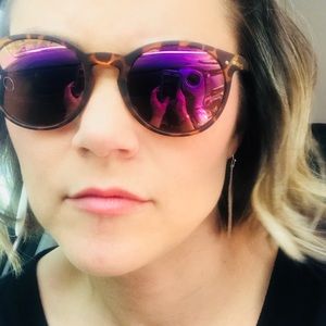 Meet your Posher, April